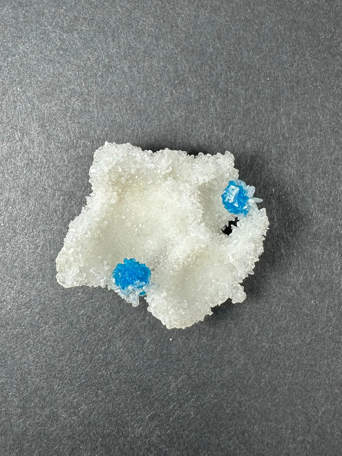 Cavansite Ball 'Floaters' on Stilbite SM from Maharashtra, Pune, India