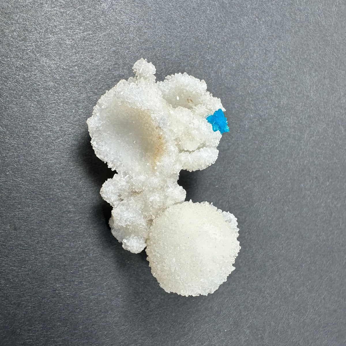 Cavansite Ball 'Floaters' on Stilbite MD