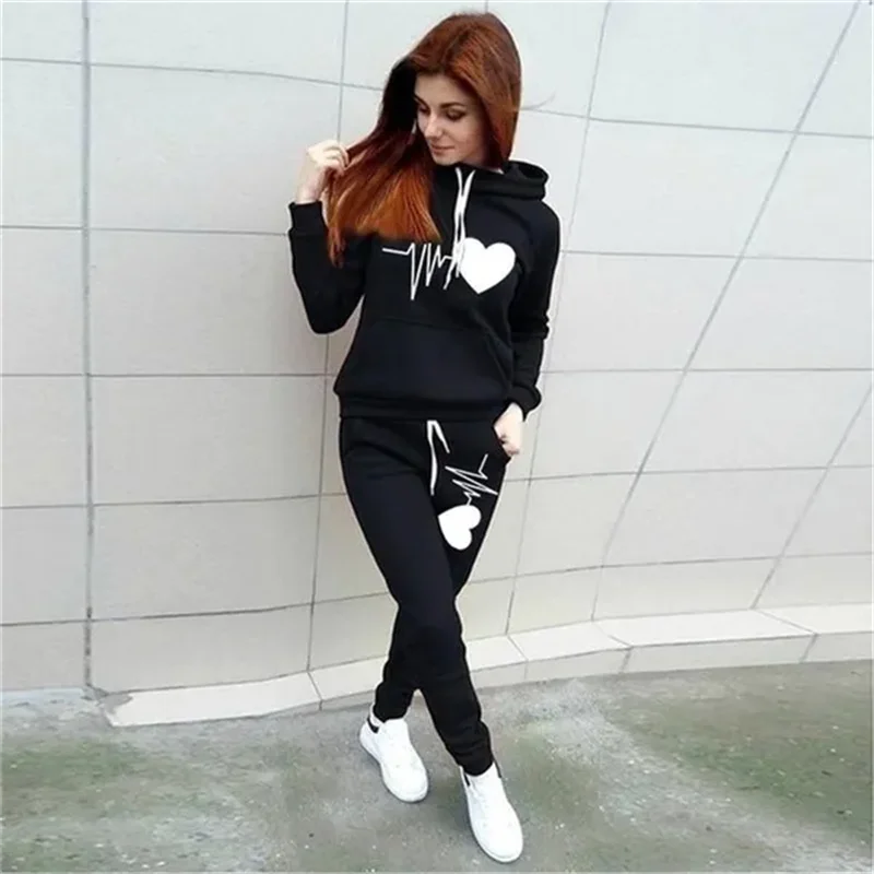 Heart Print Plus Size Hoodie & Sweatpants Set